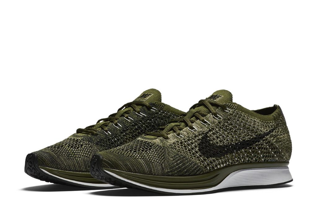 nike flyknit racer homme