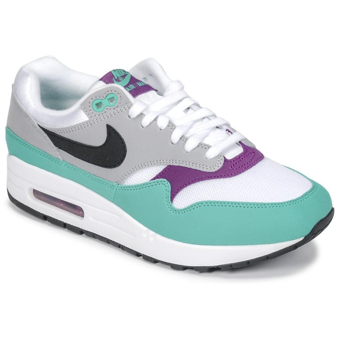 nike blanche et verte