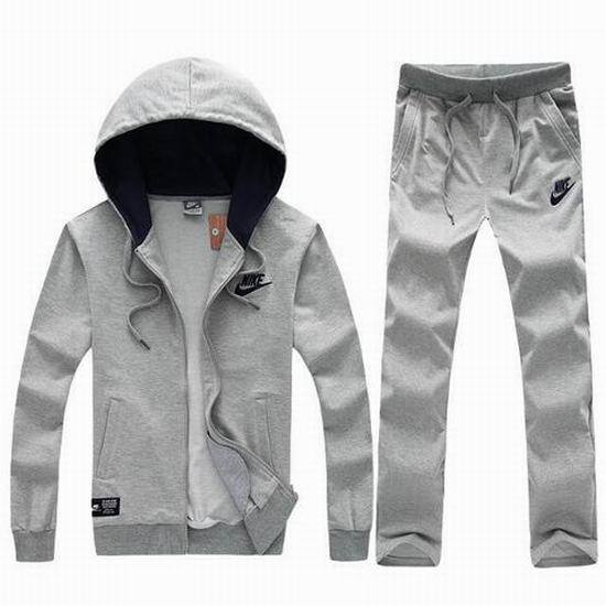 jogging nike blanche